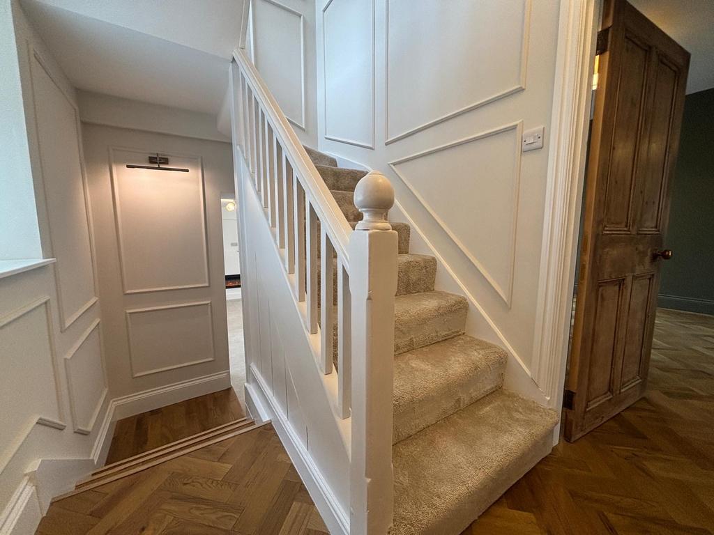Reception hallway (second image)