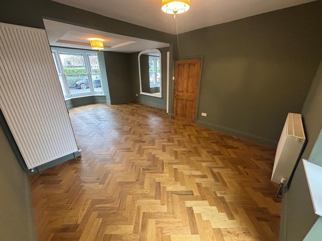 Living room (second image)