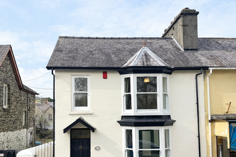 5 bedroom semi-detached house for sale, 11 College Street, Lampeter, SA48