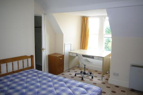 3 bedroom flat to rent, Whiteladies Road, Bristol, BS8