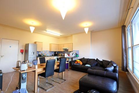 undefined, Whiteladies Road, Bristol, BS8