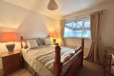 1 bedroom bungalow for sale, Hayfield Avenue, Bredbury