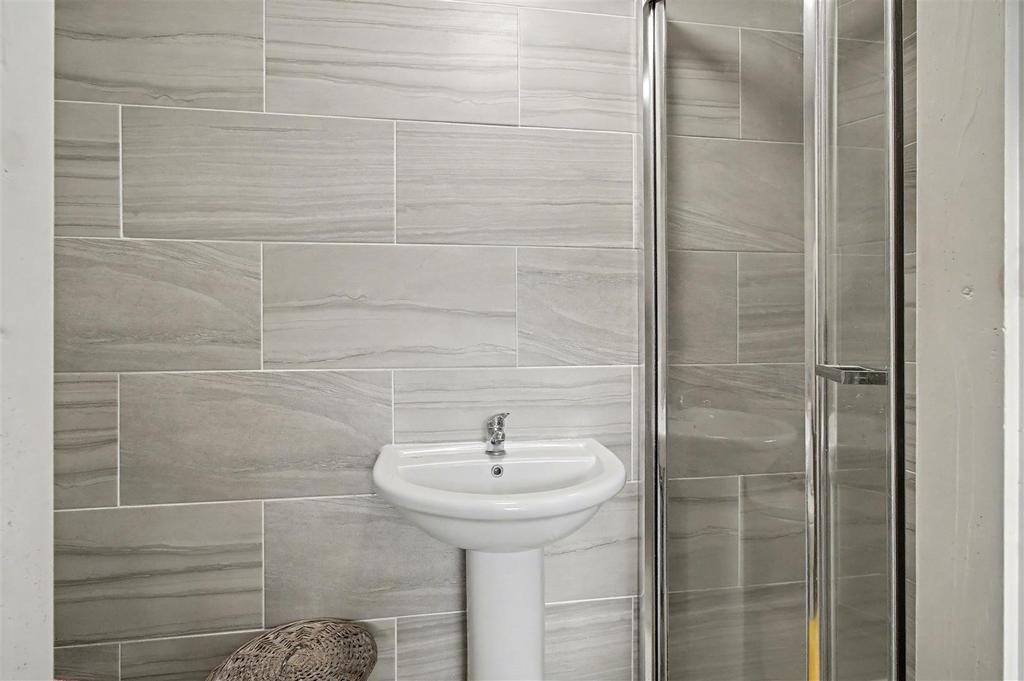 Annex En-Suite