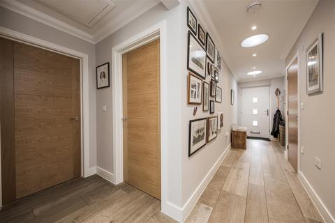 3 bedroom detached bungalow for sale, Plowenders Close, West Malling ME19