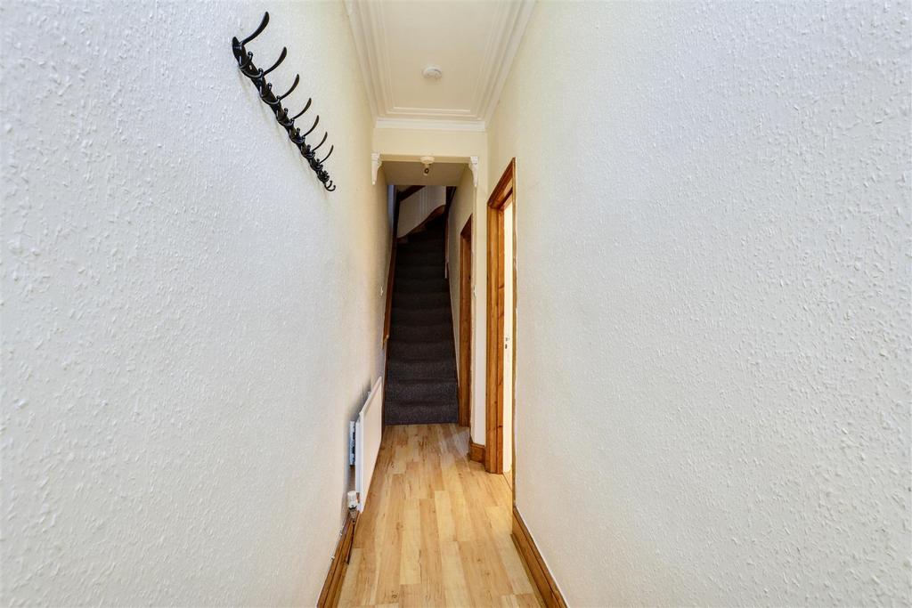 Hallway 2.jpeg