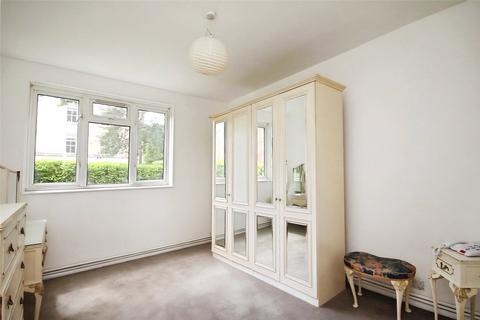 undefined, Windlesham Grove, London, SW19