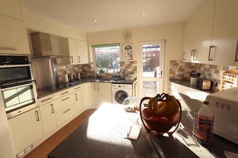 4 bedroom semi-detached house for sale, Garston Crescent, Watford WD25