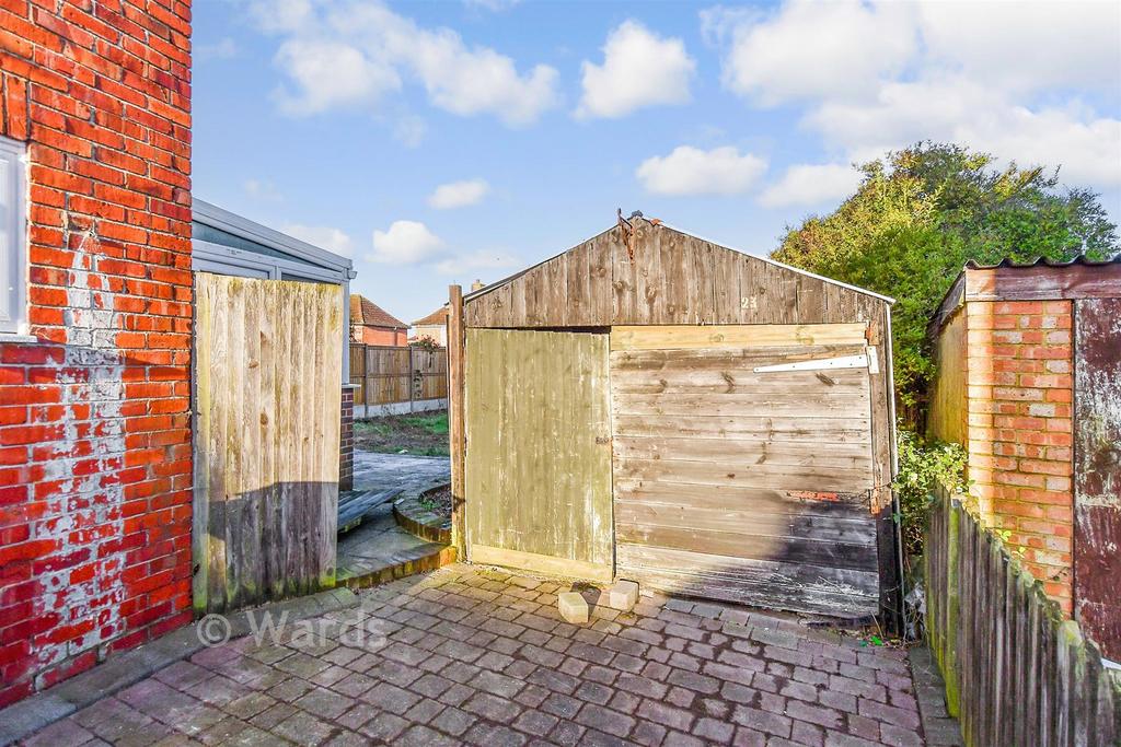 Workshop/Outbuildings