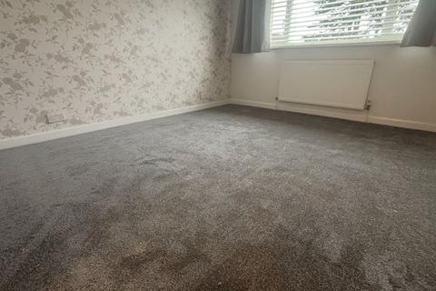 2 bedroom ground floor flat to rent, Woodspring Avenue, Weston-Super-Mare, BS22