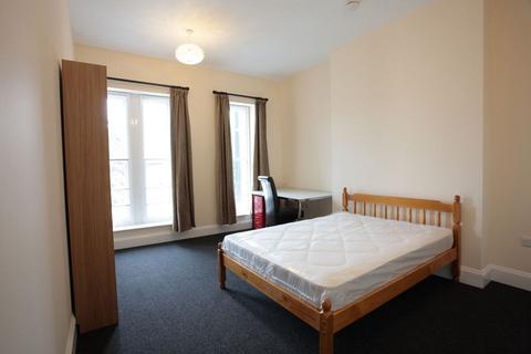 5 bedroom apartment to rent, 74 Whiteladies Road, Bristol, BS8