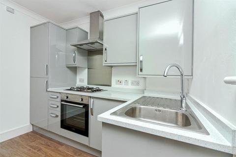 undefined, Kingsway, George V Avenue, Worthing