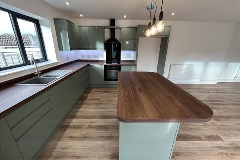 3 bedroom bungalow to rent, Woolavington Hill, Woolavington, Bridgwater, Somerset, TA7