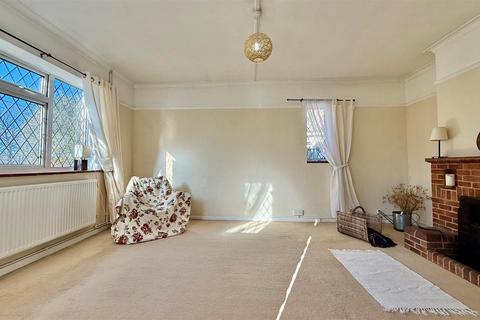undefined, Manor Way, Henfield