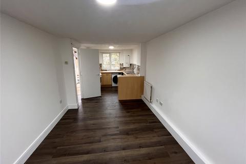 1 bedroom flat to rent, Kingsway Gardens, Hampshire SP10