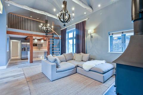 3 bedroom barn conversion for sale, Brook Farm, Worplesdon, Guildford, GU3