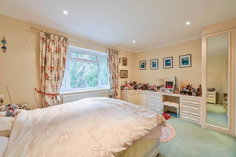 undefined, Linersh Wood Close, Bramley, Guildford, GU5