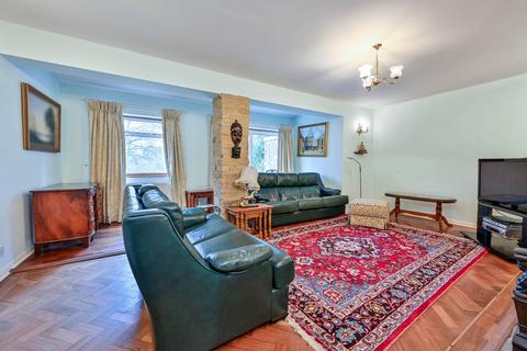 undefined, Linersh Wood Close, Bramley, Guildford, GU5