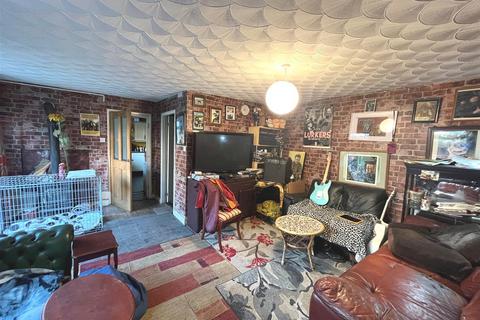 3 bedroom terraced house for sale, Bell Street, Crook