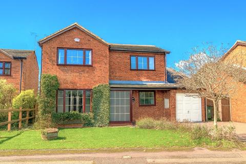 undefined, Willow Way, Buckinghamshire HP27