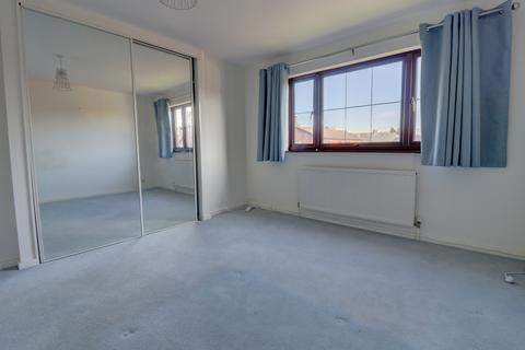 undefined, Willow Way, Buckinghamshire HP27