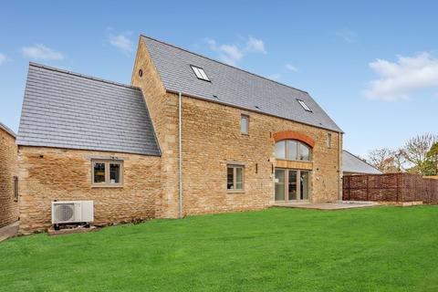 undefined, North Street, Titchmarsh, North Northamptonshire, NN14