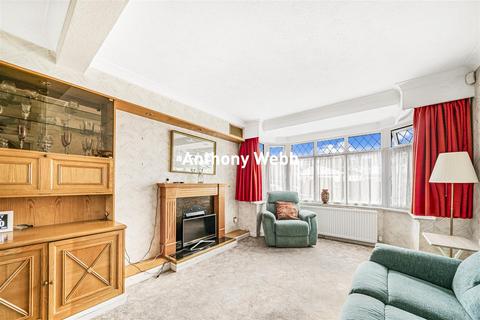 3 bedroom end of terrace house for sale, Rayleigh Road, Palmers Green, N13
