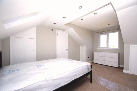 2 bedroom flat to rent, Holywell WD18, Watford, WD18