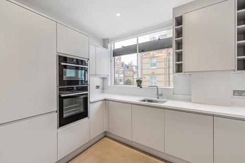2 bedroom flat to rent, New Cavendish Street, Marylebone, London, W1G