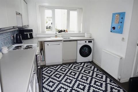 3 bedroom end of terrace house for sale, Liddle Drive, Bo'ness