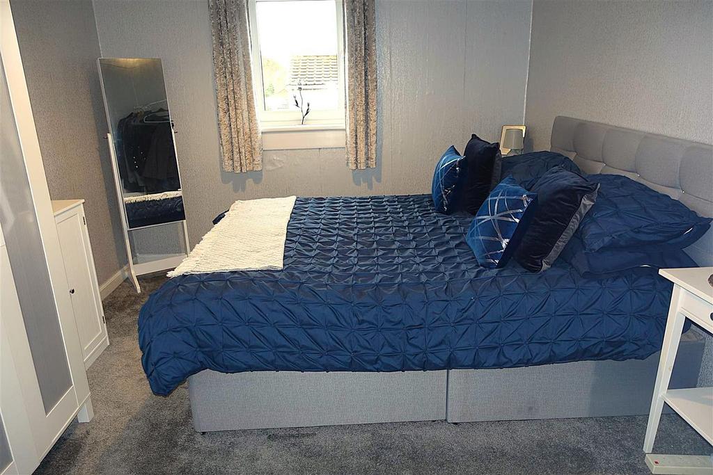 Bedroom 3.jpg
