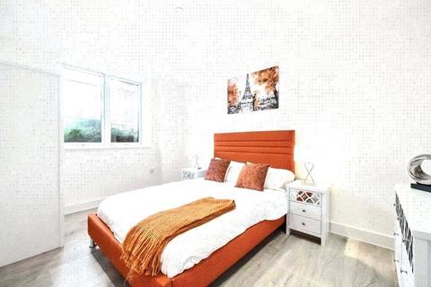 undefined, Stafford Road, Wallington SM6