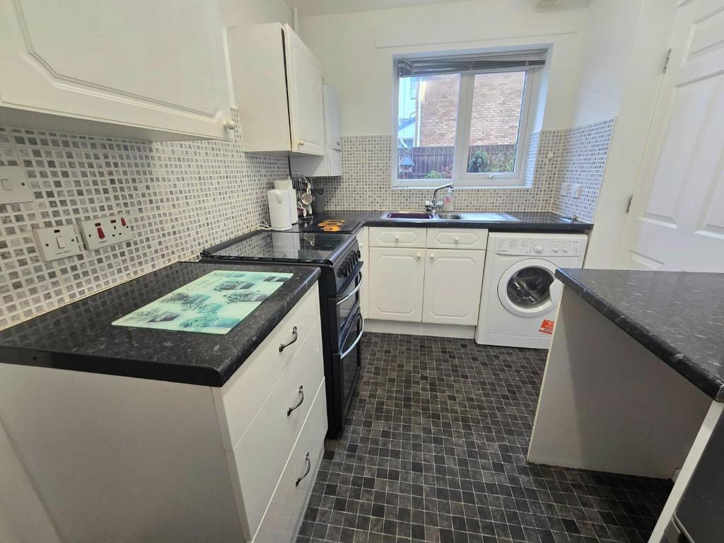Kitchen 1