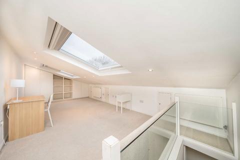 2 bedroom flat to rent, Clarence Avenue, London SW4