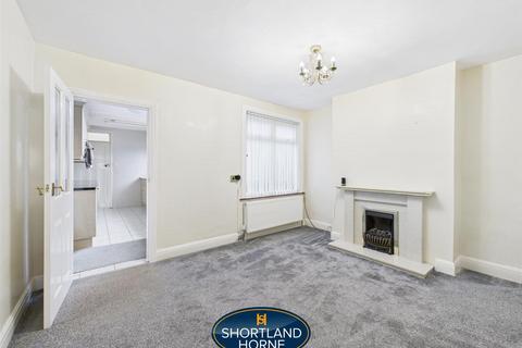 3 bedroom end of terrace house to rent, Holbrook Lane, Coventry CV6