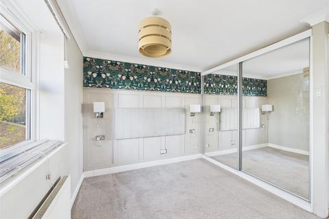 3 bedroom detached house to rent, Blackburn Avenue, Brough