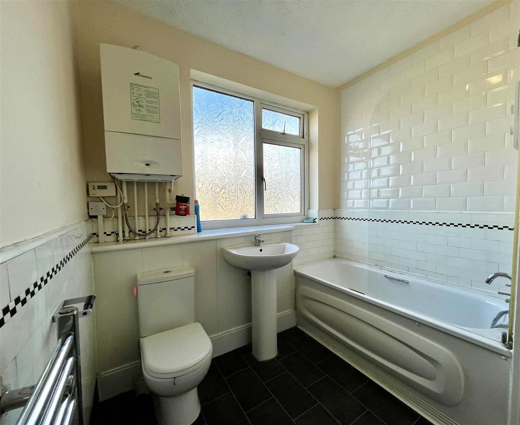 Bathroom .jpeg