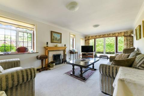 undefined, The Avenue, Tadworth KT20