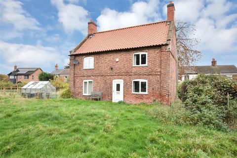 undefined, Kettlethorpe Road, Laughterton, Lincoln