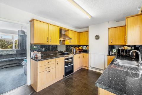 2 bedroom semi-detached house for sale, Station Street, Donington
