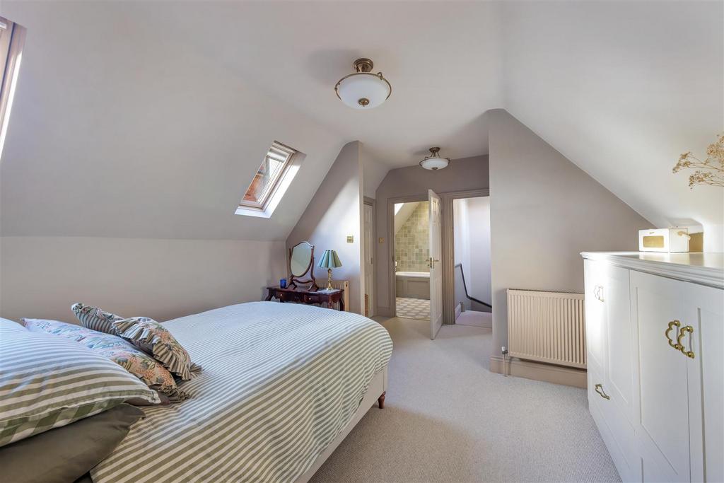 Burrow-26 A.jpg