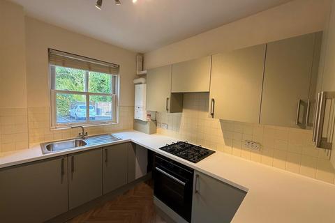 2 bedroom ground floor flat to rent, Hyde Bank Road, High Peak
