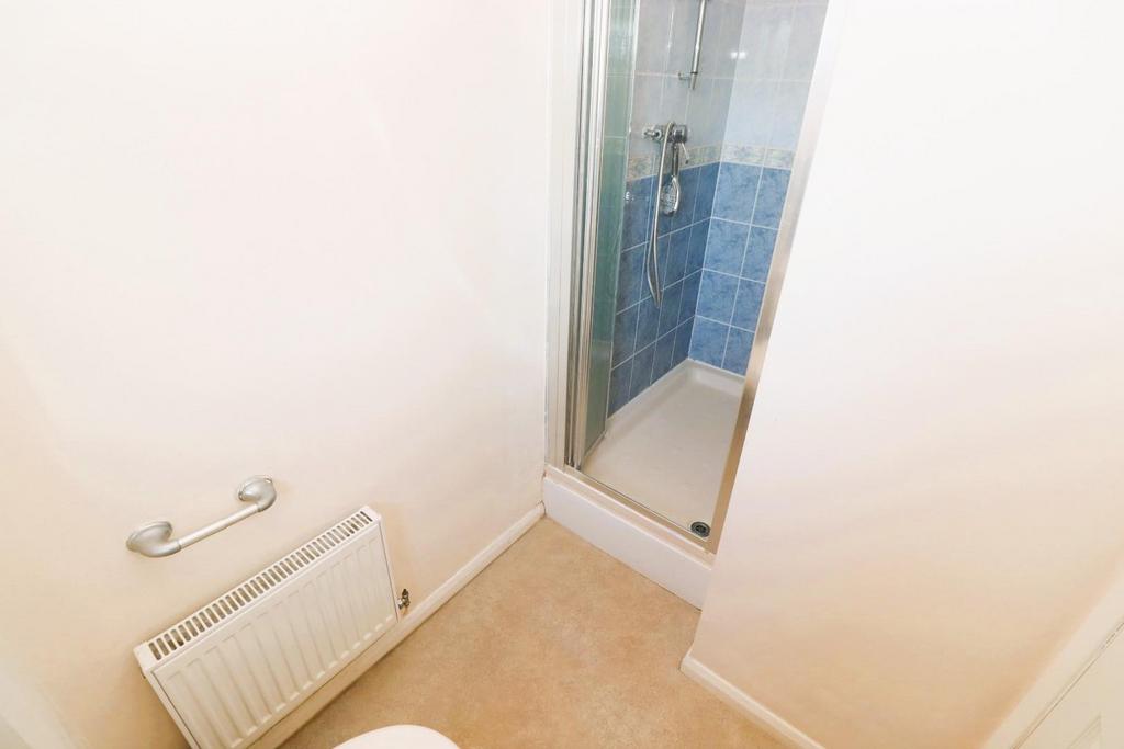 En-Suite Shower Room / WC