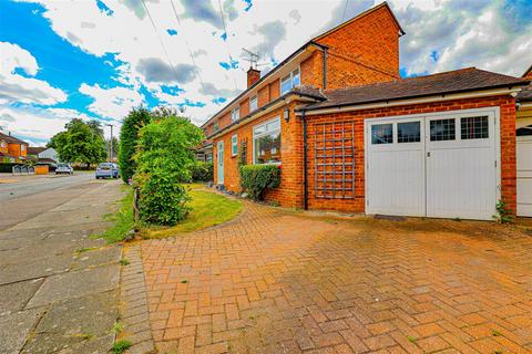 undefined, New Park Drive, Hemel Hempstead, HP2