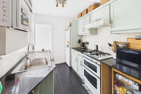 2 bedroom semi-detached house for sale, Shortland's, Kent BR2