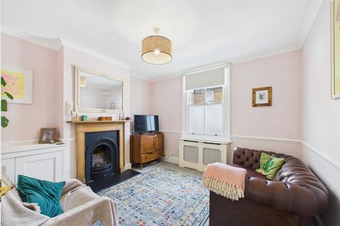 2 bedroom semi-detached house for sale, Shortland's, Kent BR2
