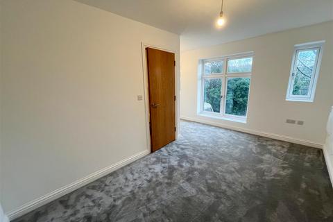 undefined, London Road, Macclesfield