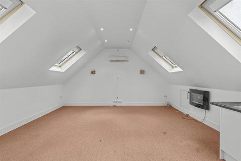 1 bedroom detached house to rent, Lucas Road, High Wycombe HP13