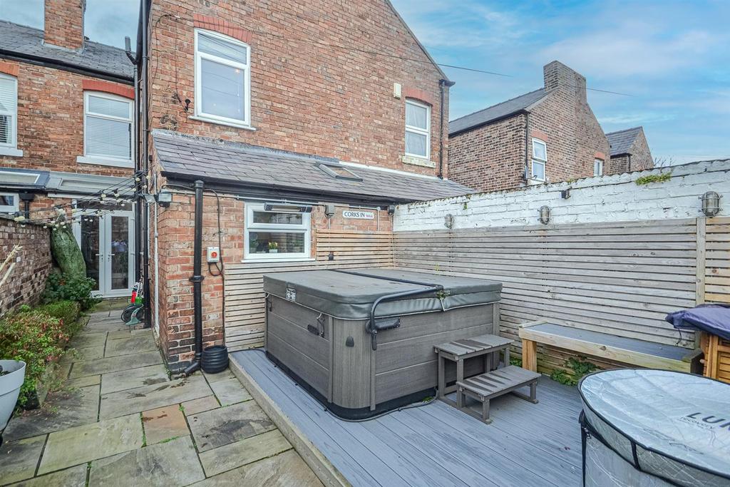 Rear Courtyard