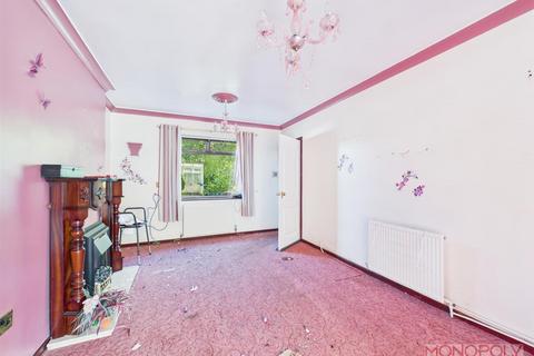 3 bedroom terraced house for sale, Fifth Avenue, Llay, Wrexham