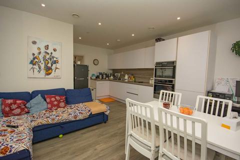 2 bedroom flat to rent, Moorhen Drive, London NW9